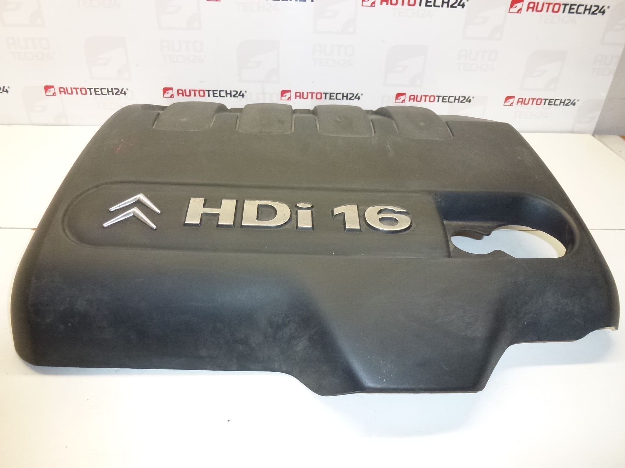 Cache moteur 2.0 HDI RHR Citroën 9657955780 013770 – Image 2