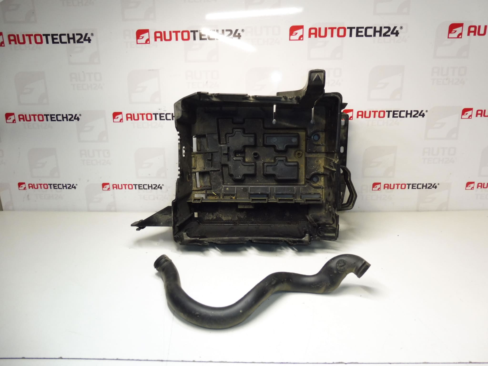 Coffret batterie Citroën Peugeot 9655321380 6545Y1