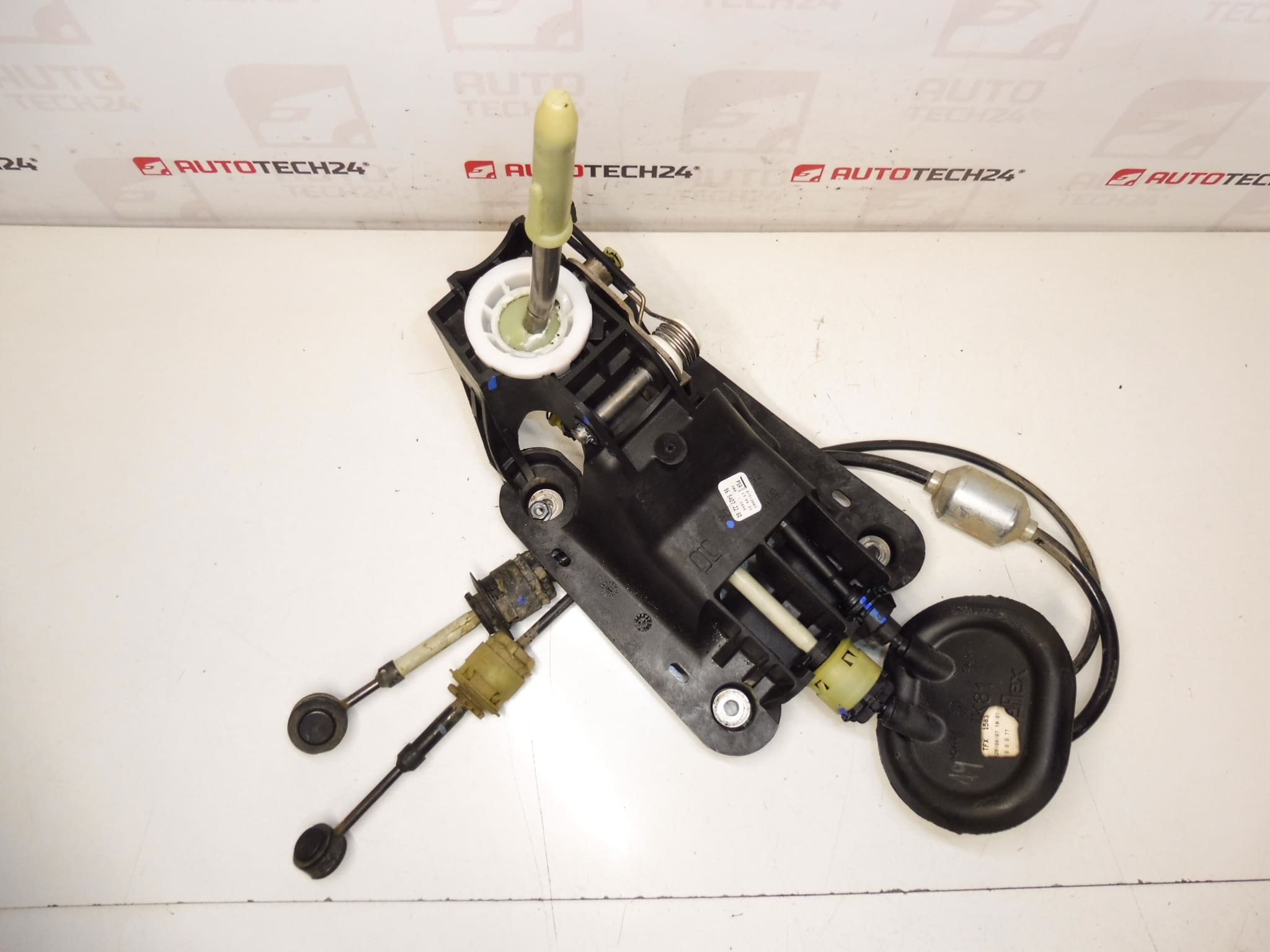 Levier de vitesses avec câbles Peugeot 207 9654072280 2400CP 2444CZ – Image 2