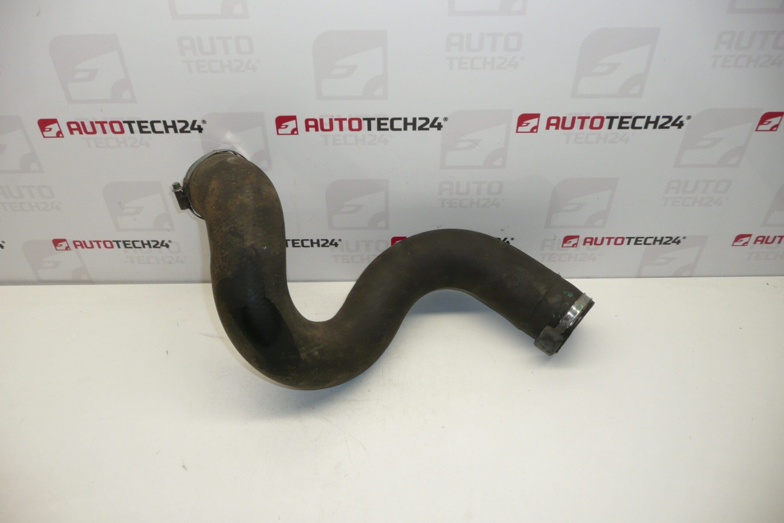 Raccordement air pour échangeur Citroën Peugeot 2.0 et 2.2 HDI 0382LA – Image 2