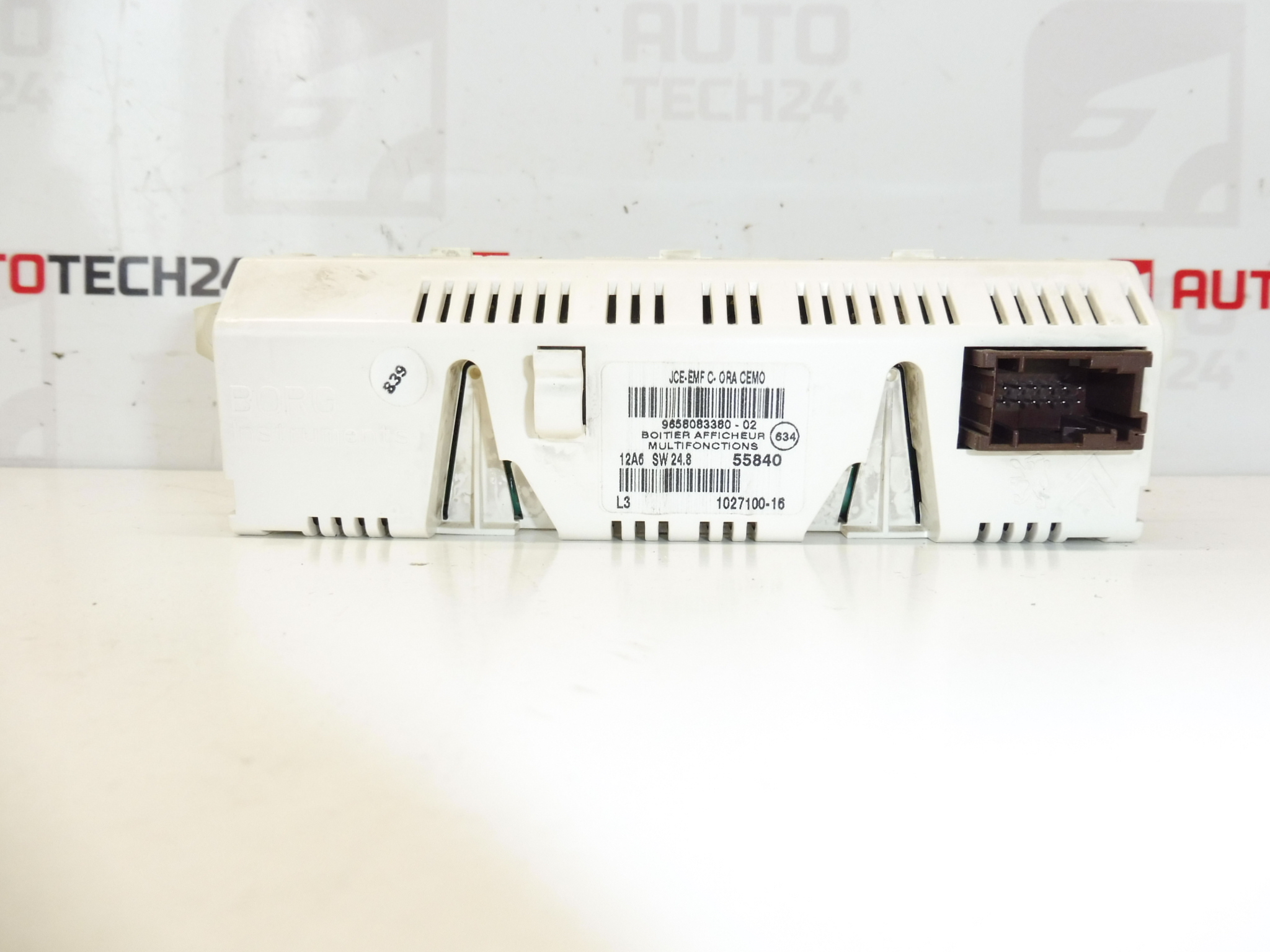 Afficheur radio calculateur Citroën Peugeot 9658083380