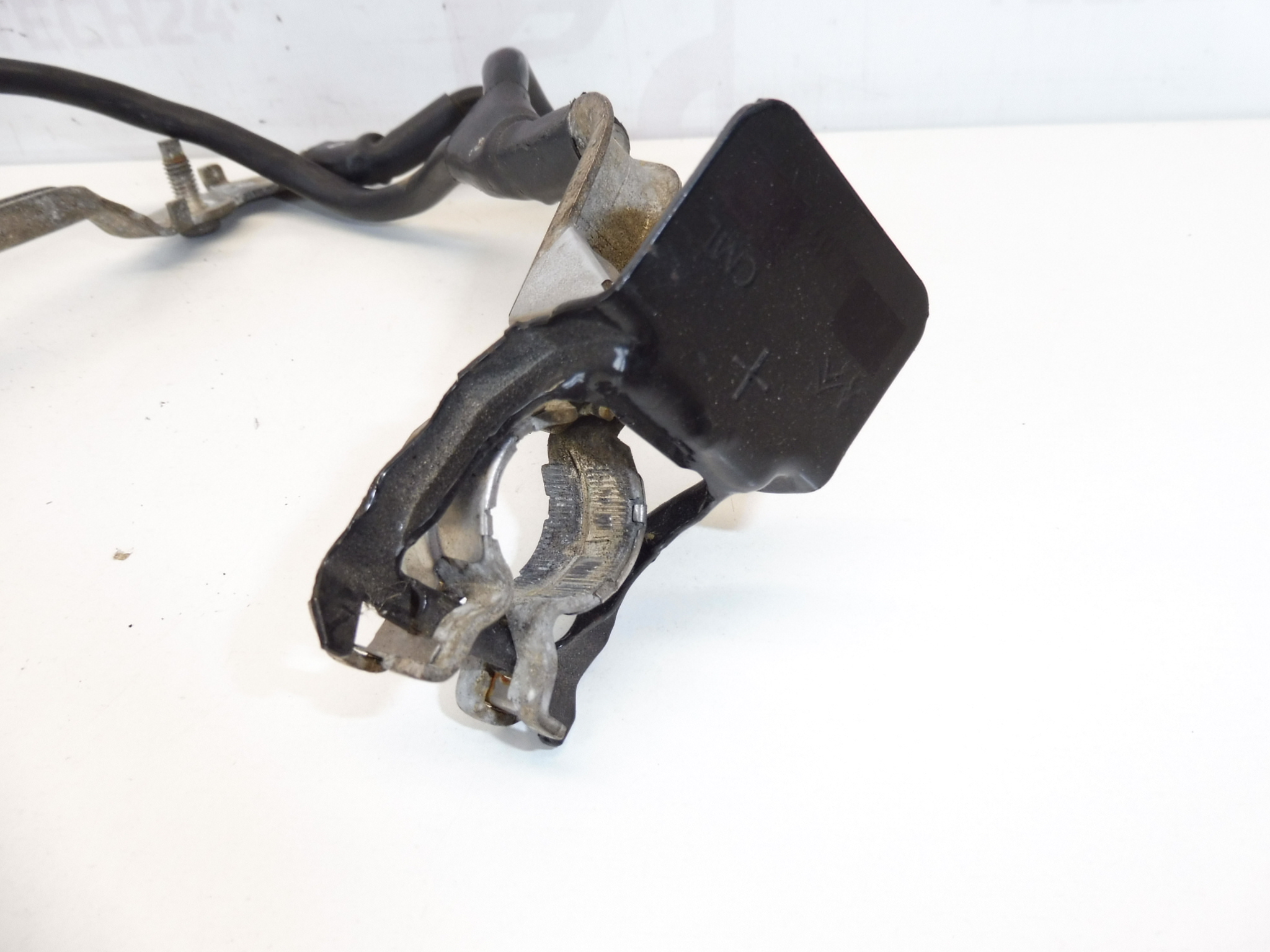 Câble de connexion au + contact de batterie Citroën Peugeot 9676605080