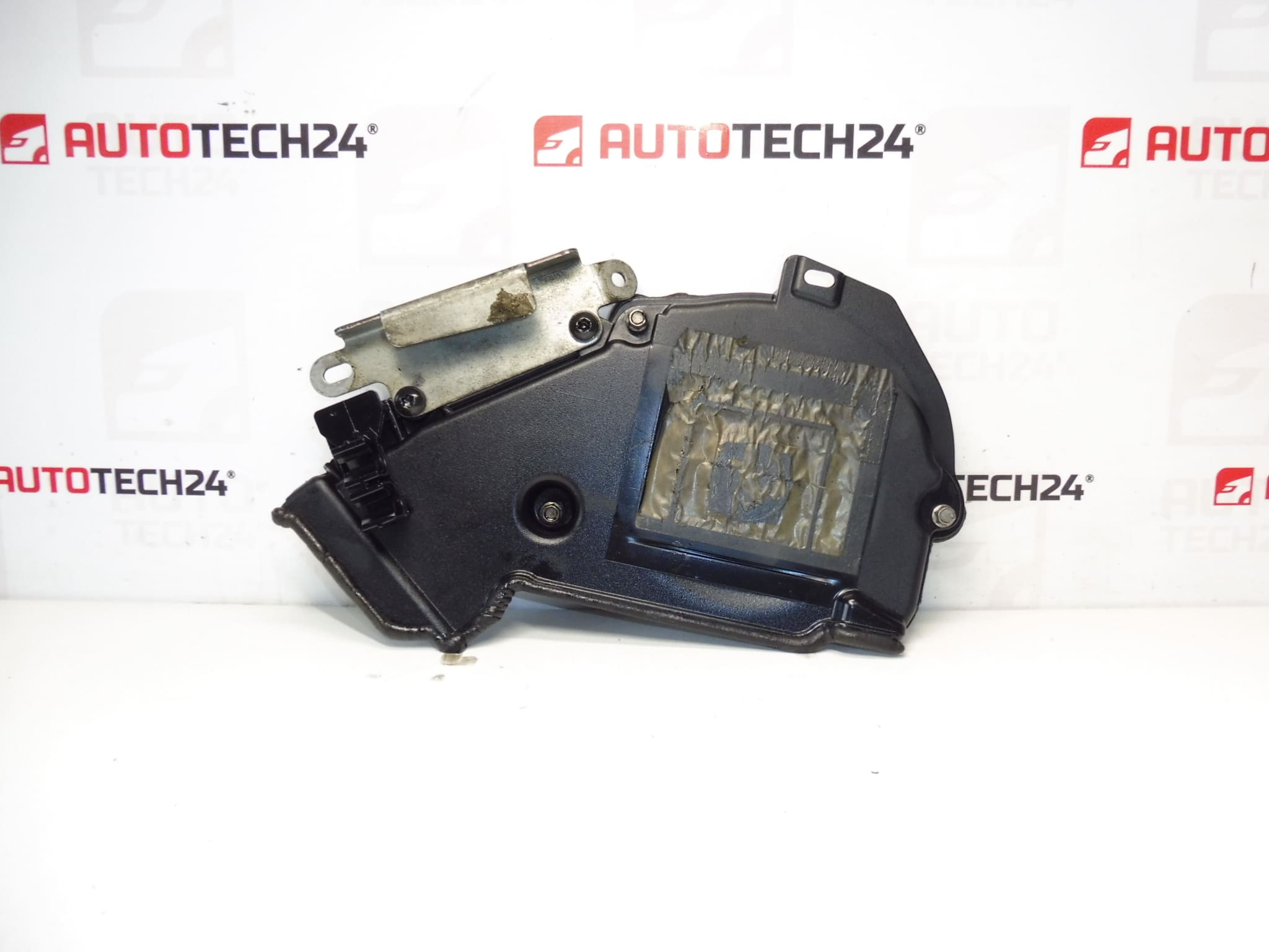 Carter de distribution Citroën Peugeot 1.6 HDI 9684193080 0320AJ