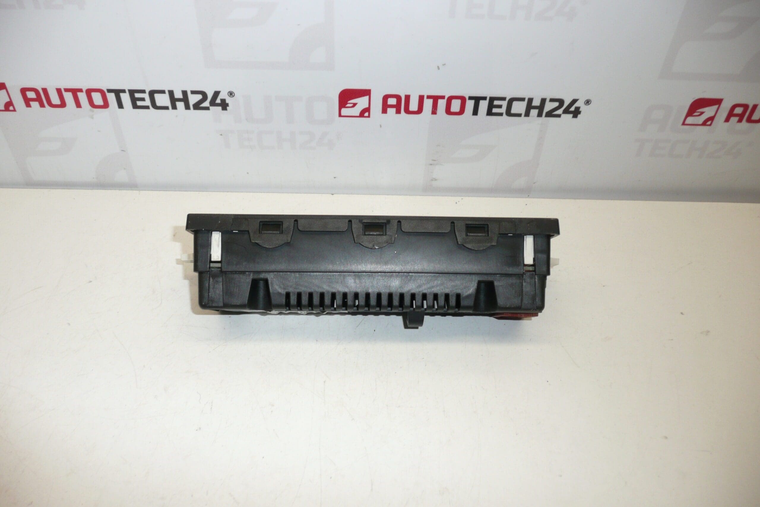 Afficheur autoradio Citroën C2 C3 96597970XT 6155EX – Image 2