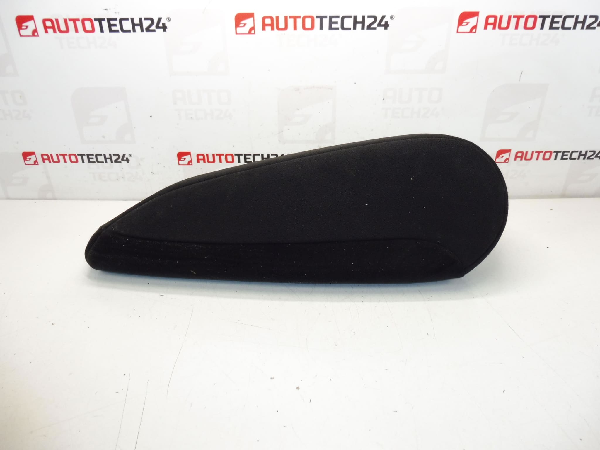 Accoudoir conducteur Citroën C4 Picasso 8830PY