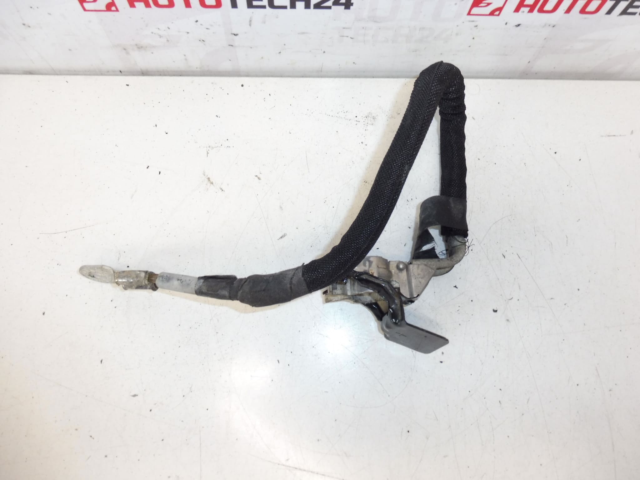 Câble de liaison + pôle dans moteur Peugeot 9674808180 564621 – Image 2
