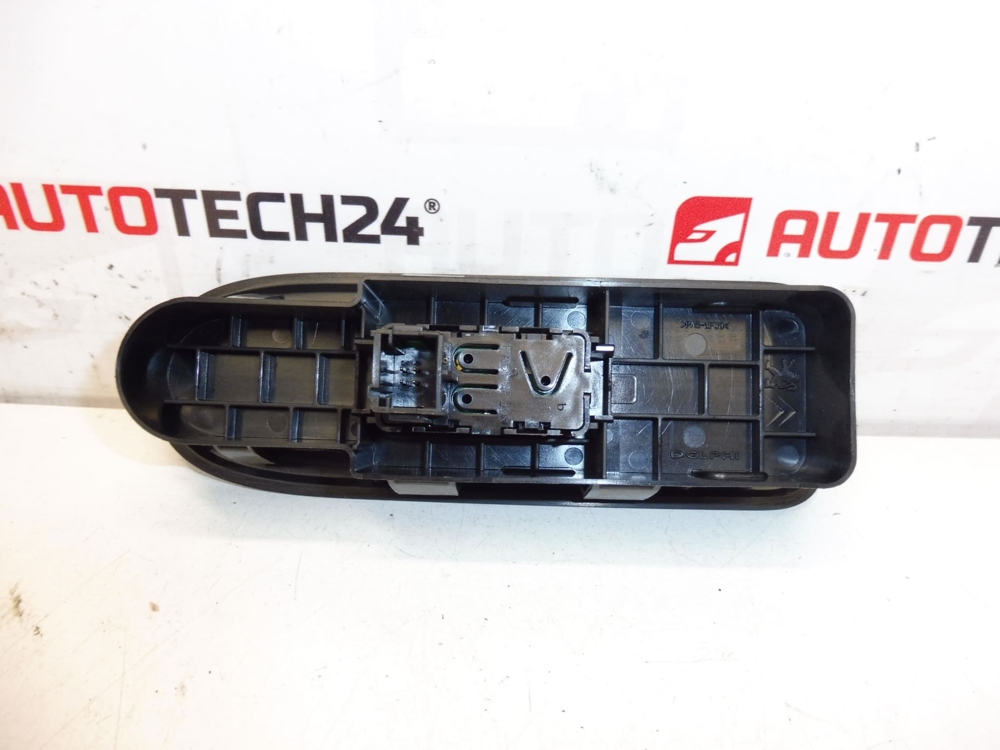 Lève-vitre Citroën C3 II (A51) 96637533XT 6490CG – Image 2