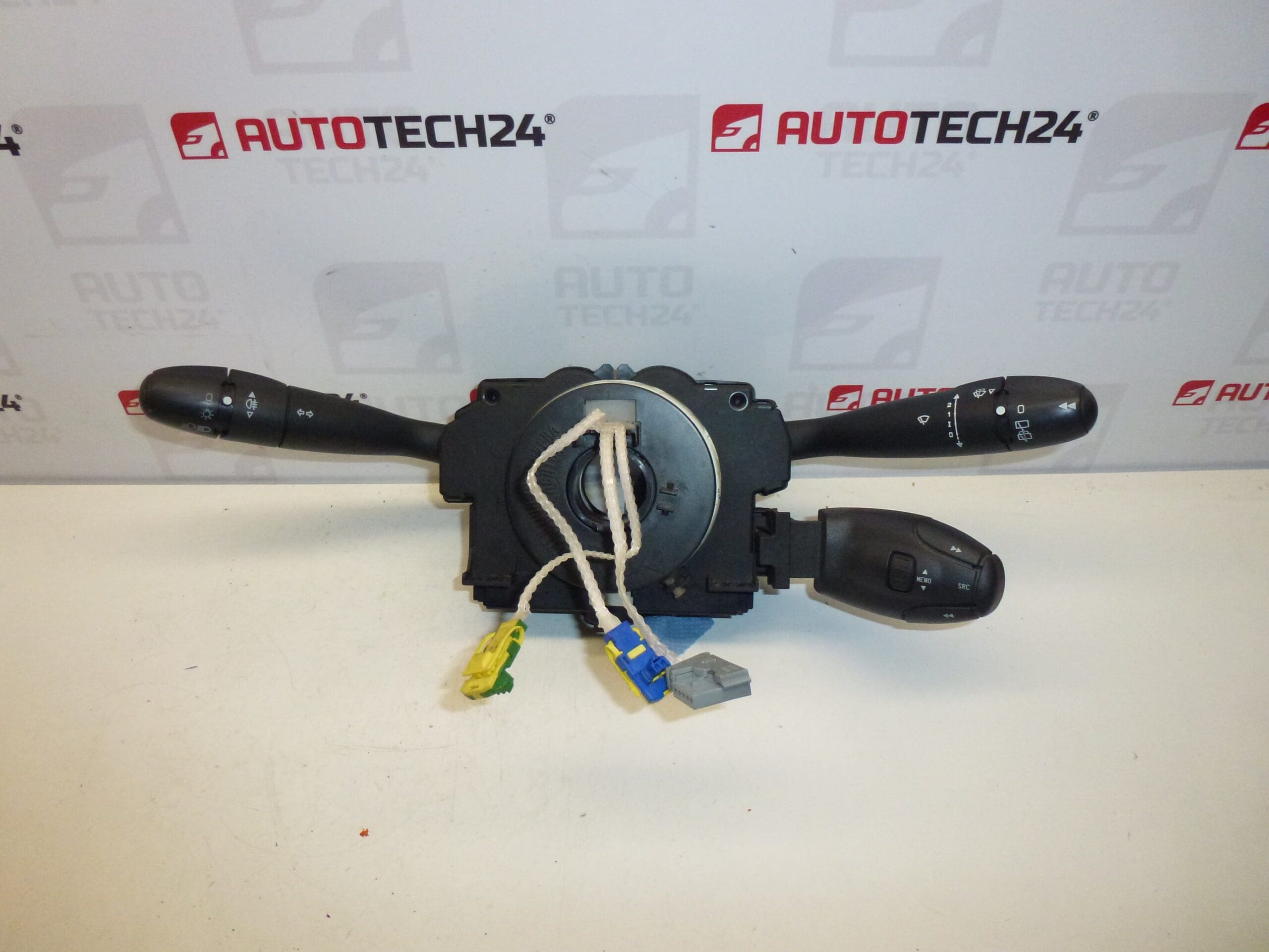 --- Commandes Citroën Peugeot 96595087XT 6242C4 ---