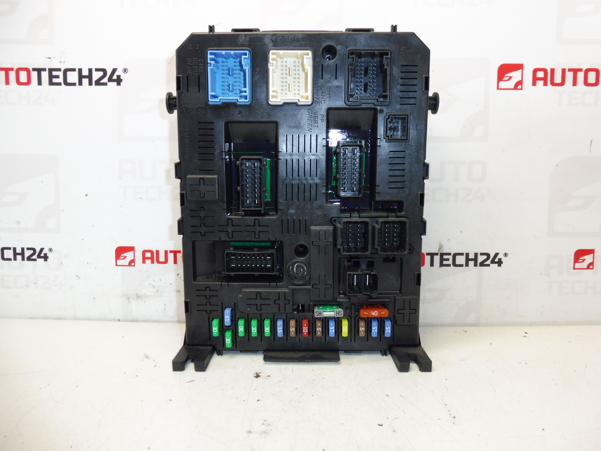 Boîtier BSI04EV K04-00 Citroën Peugeot 9678477180 1613316380 1663366080