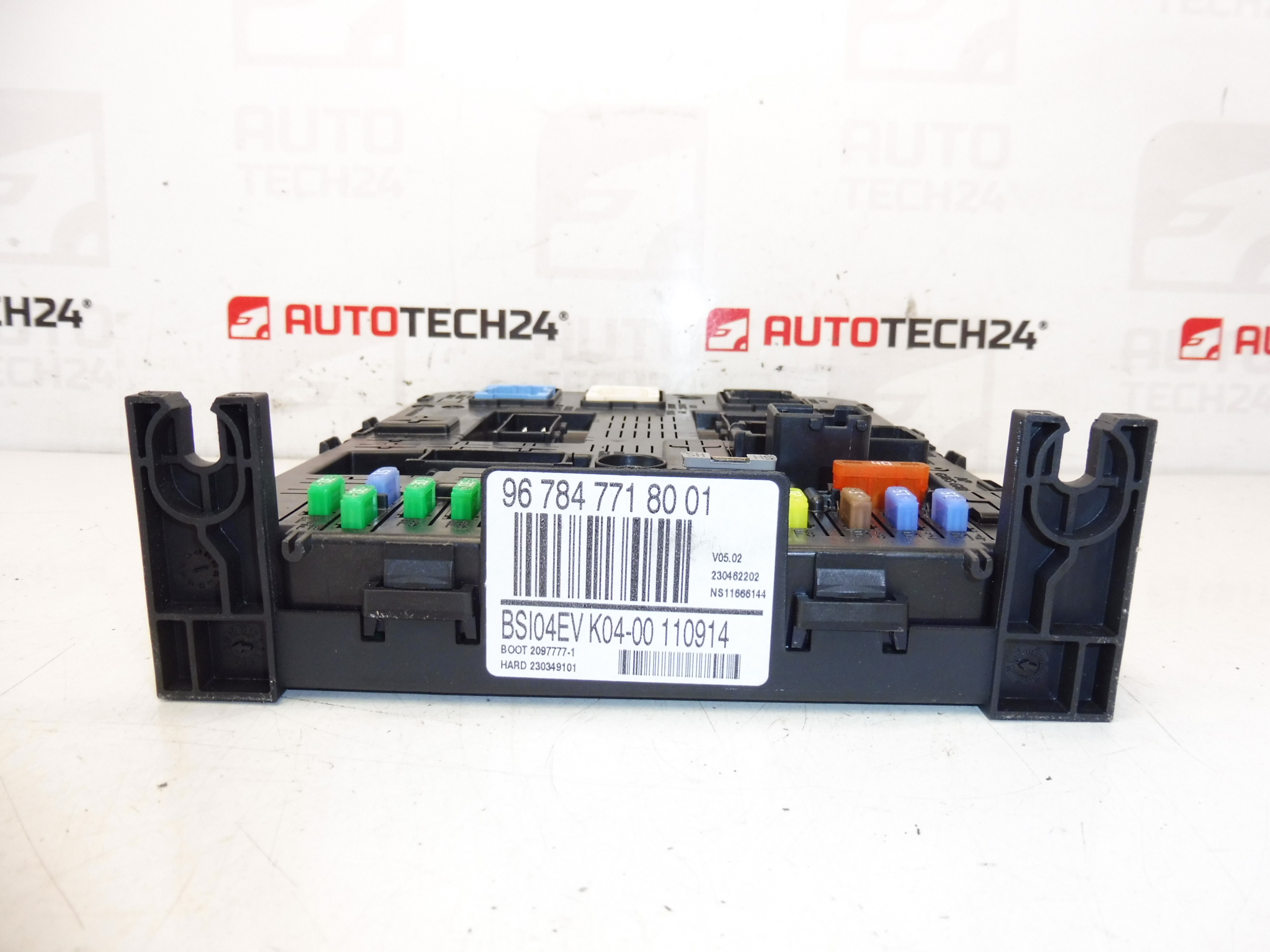 Boîtier BSI04EV K04-00 Citroën Peugeot 9678477180 1613316380 1663366080