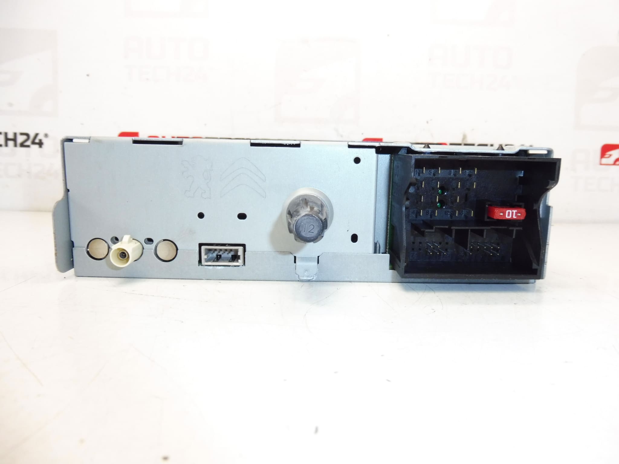 Autoradio Continental RD45 98053736XT 1612481780 – Image 2