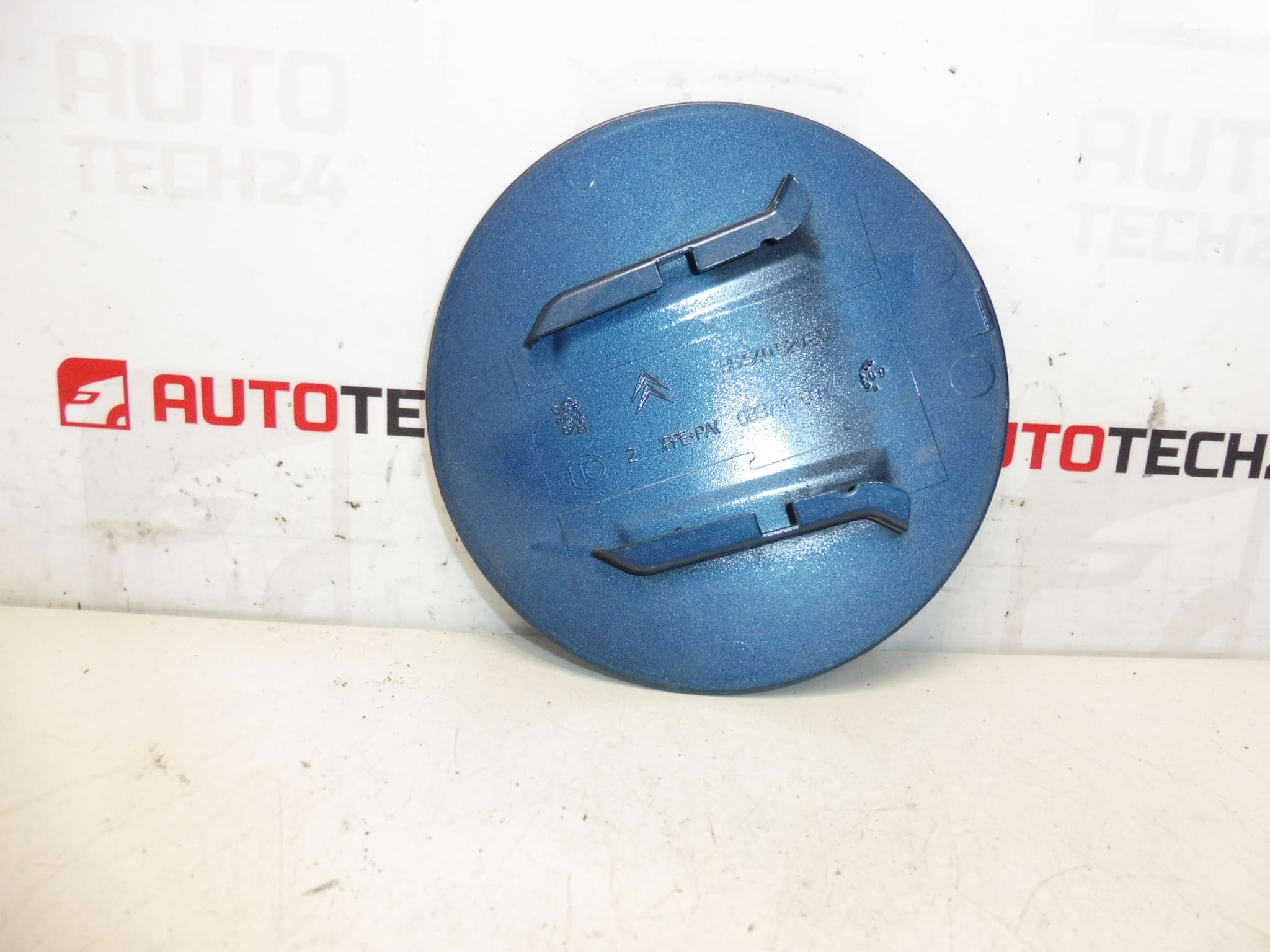Cache du bouchon de réservoir KGQC Citroën C4 Grand Picasso 9654052080 1517E4 – Image 2