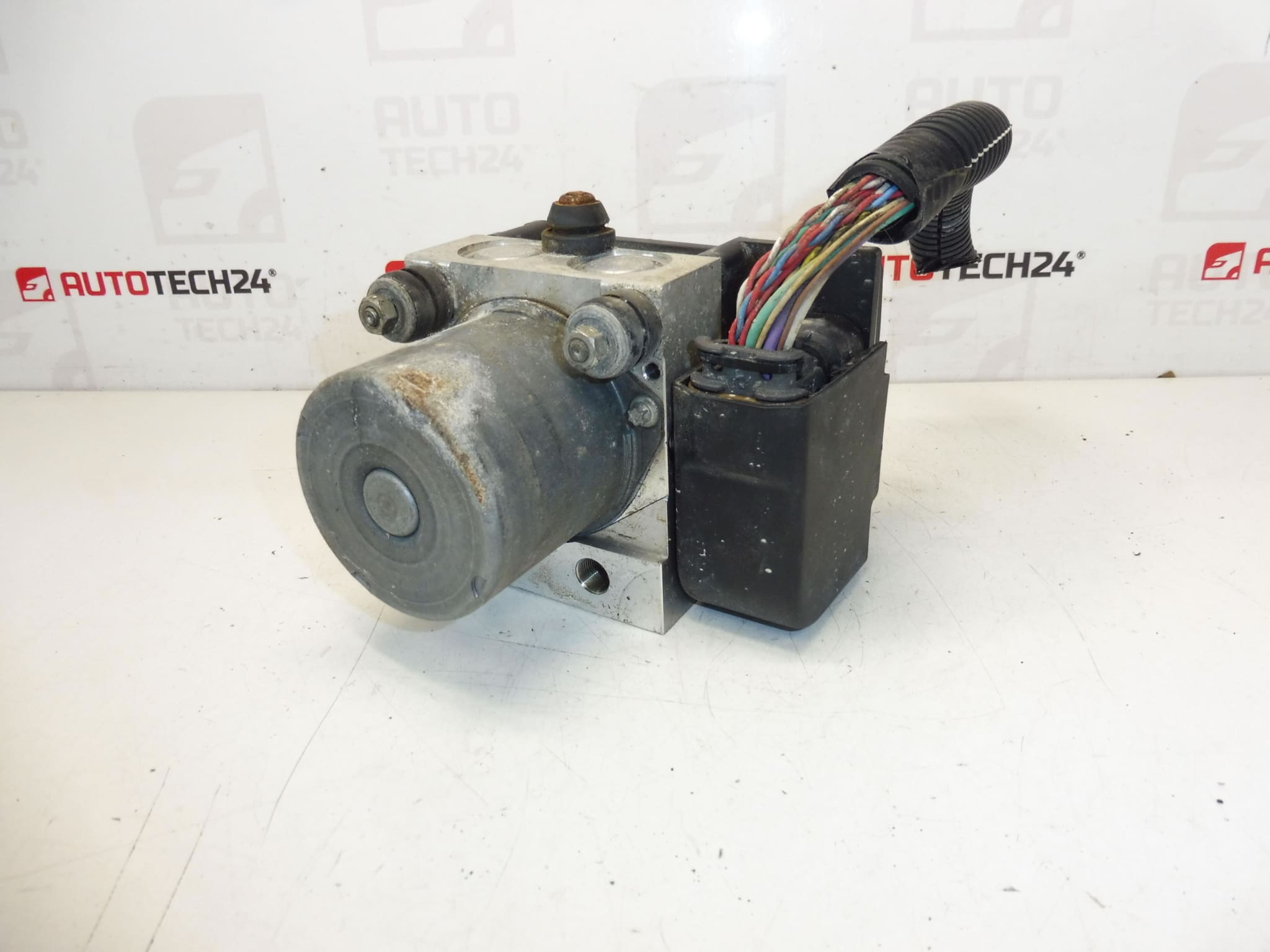 Pompe ABS ESP Bosch Citroën Peugeot 9666199180 0265951253