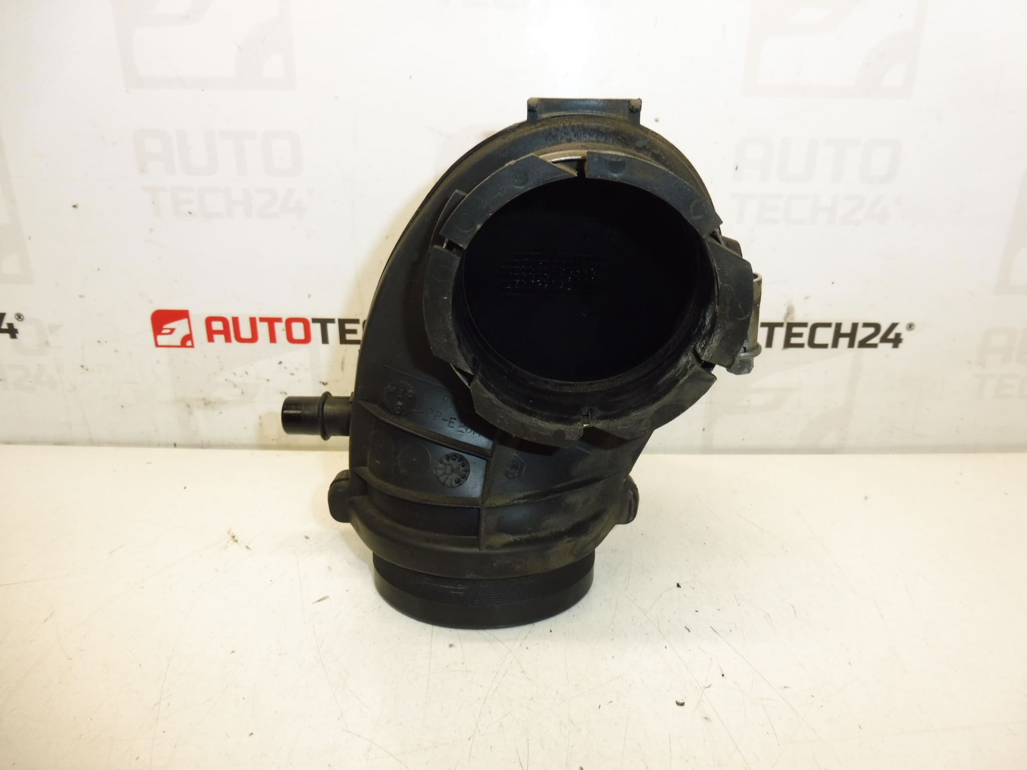 Raccord Citroën Peugeot 2.0 i 9641733880 143431 – Image 2