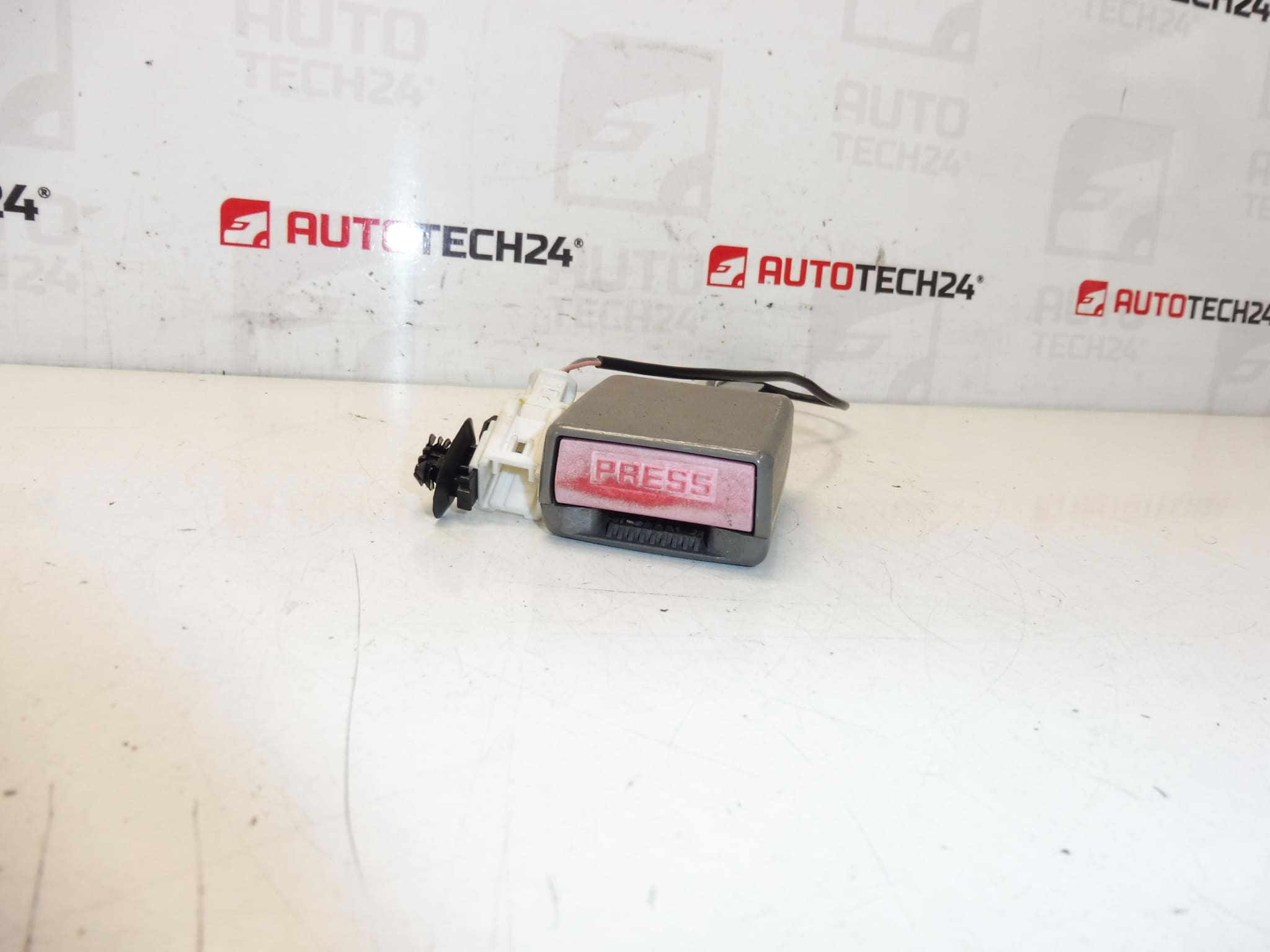 Verrouillage de ceinture de sécurité Citroën C5 II 8973NX – Image 2