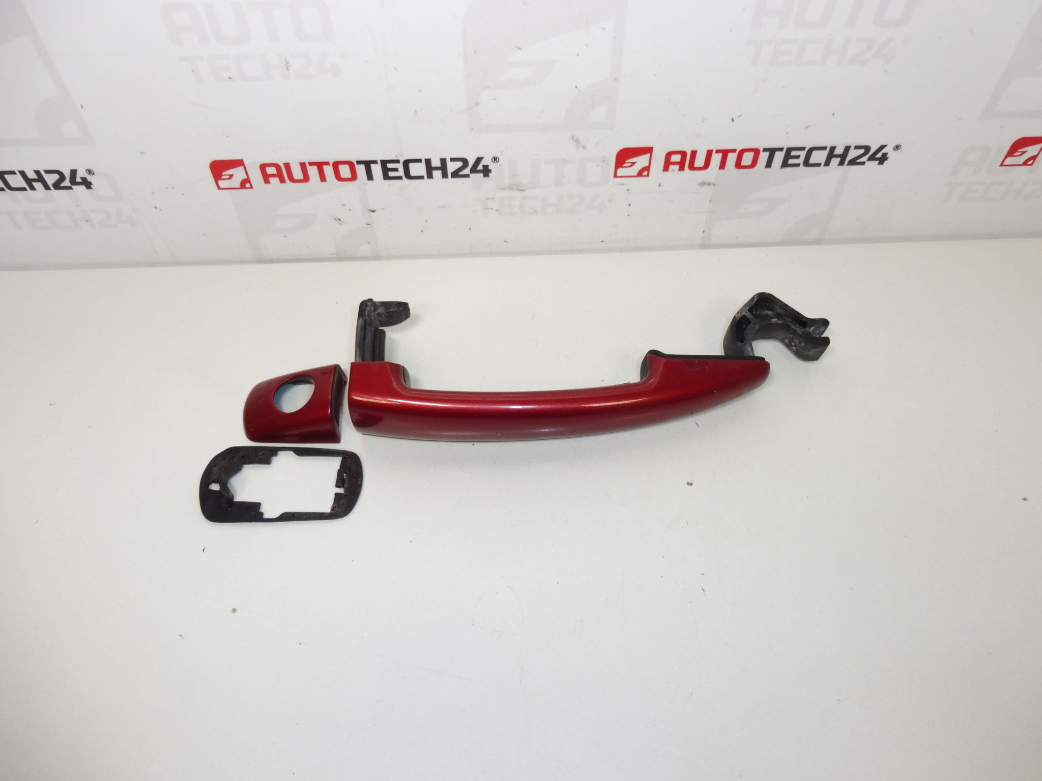 --- Poignée de porte Rouge PSA EKQD 9101GF ---