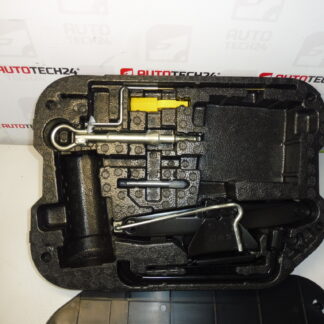 Set d'Outils, Cric, Clé, Crochet d'Attelage Citroën C4 PICASSO 6736A7 674418 672594 671809 671739