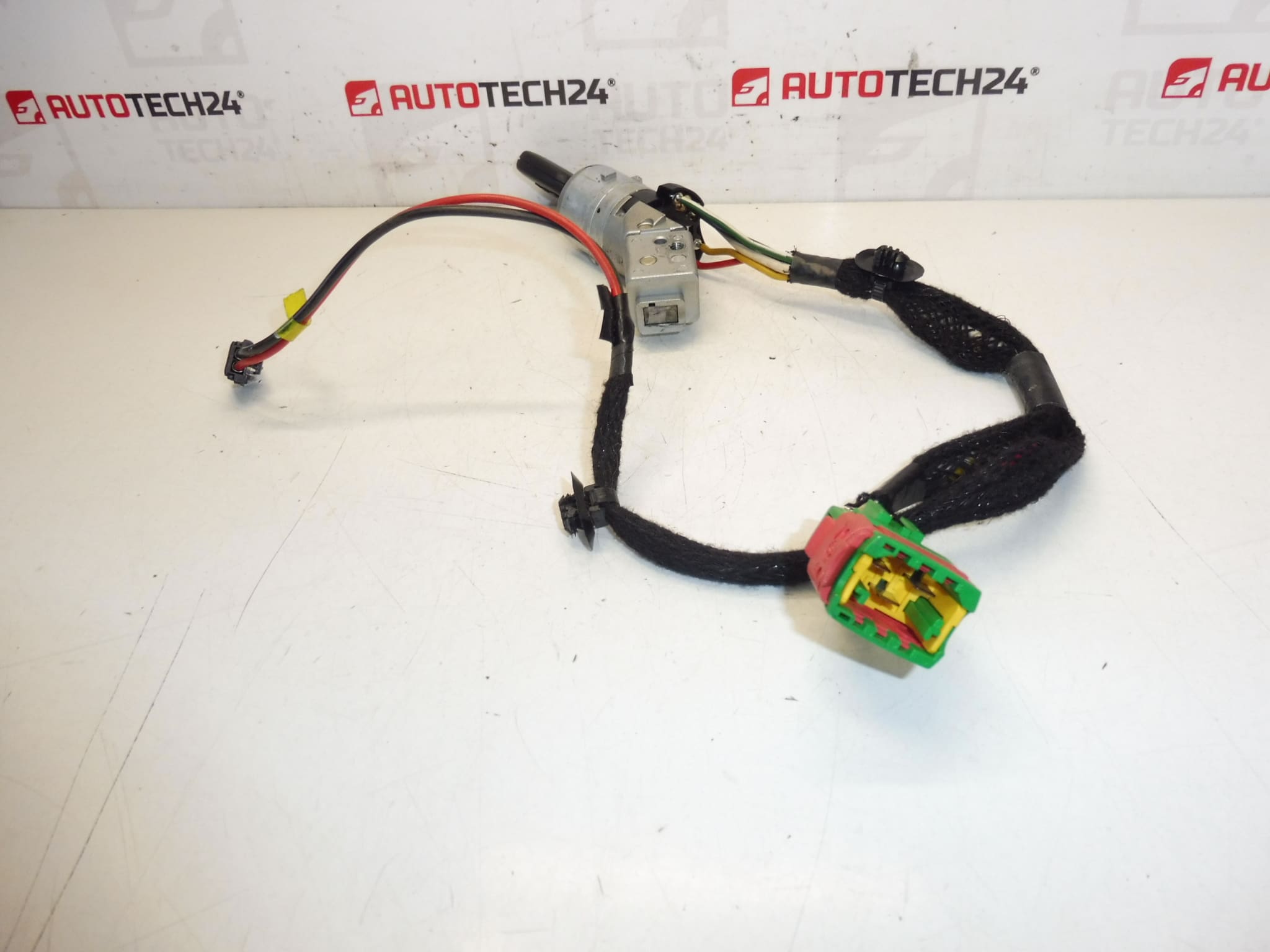 Boitier interrupteur 1 clé Peugeot 307 4162AS – Image 2