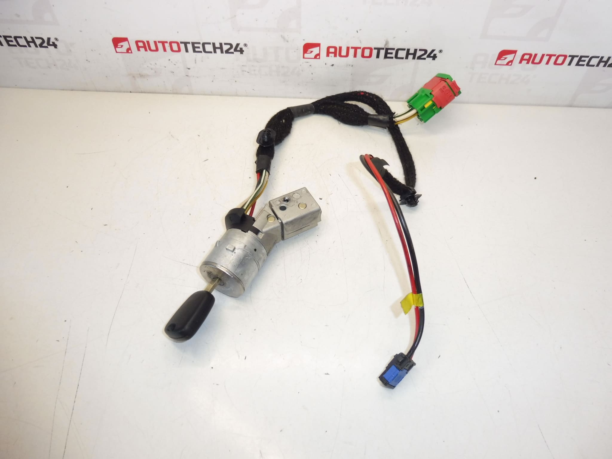 Boitier interrupteur 1 clé Peugeot 307 4162AS