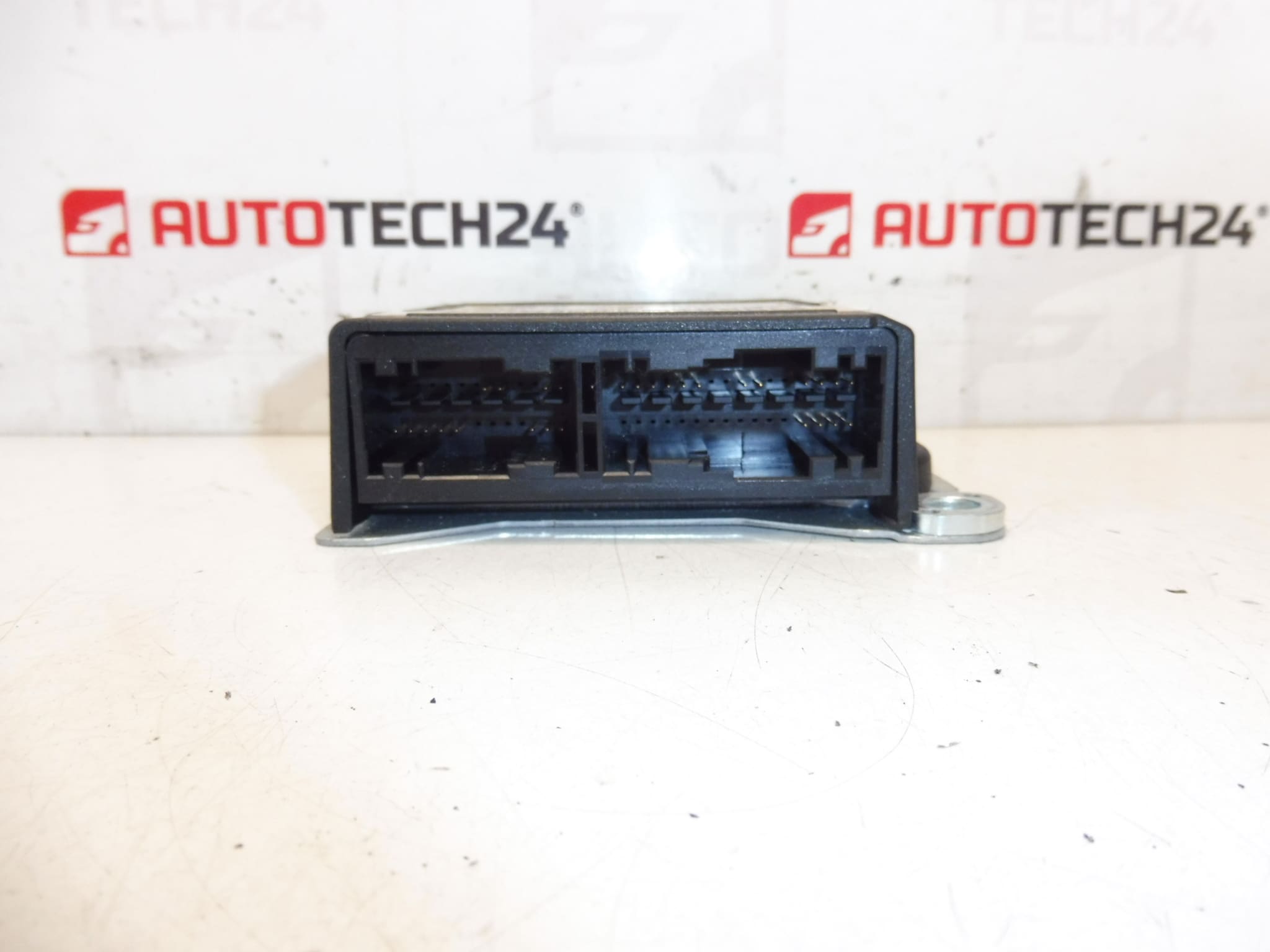 Unité Airbag Bosch Peugeot 207 9675068880 0285010828 – Image 2