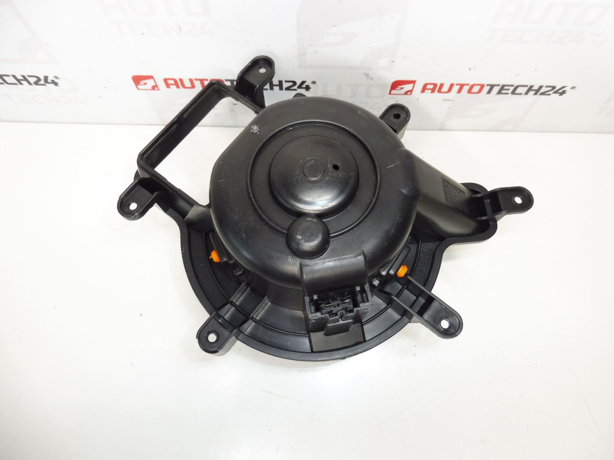 Ventilateur de chauffage Peugeot 3008 5008 T3953003 6441CP – Image 2