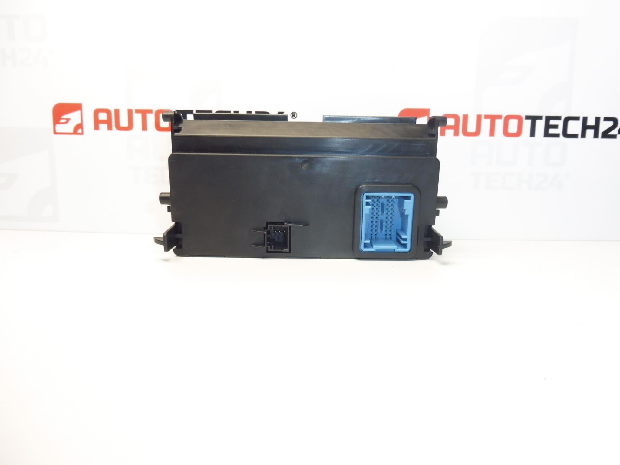 Calculateur de climatisation Citroën C4 B7 9687606680 6452W