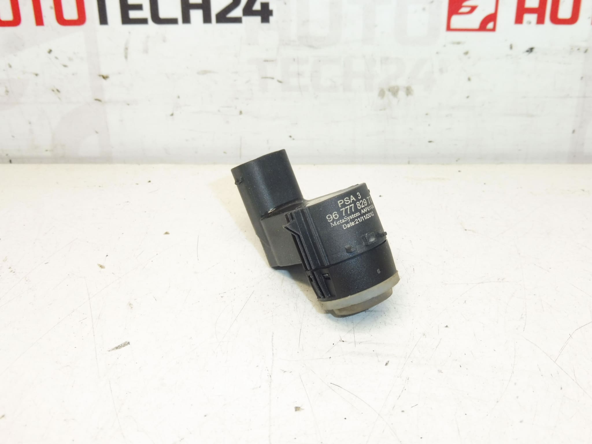 Capteur de stationnement Citroën Peugeot 9677782977 9677782980 6590 JE