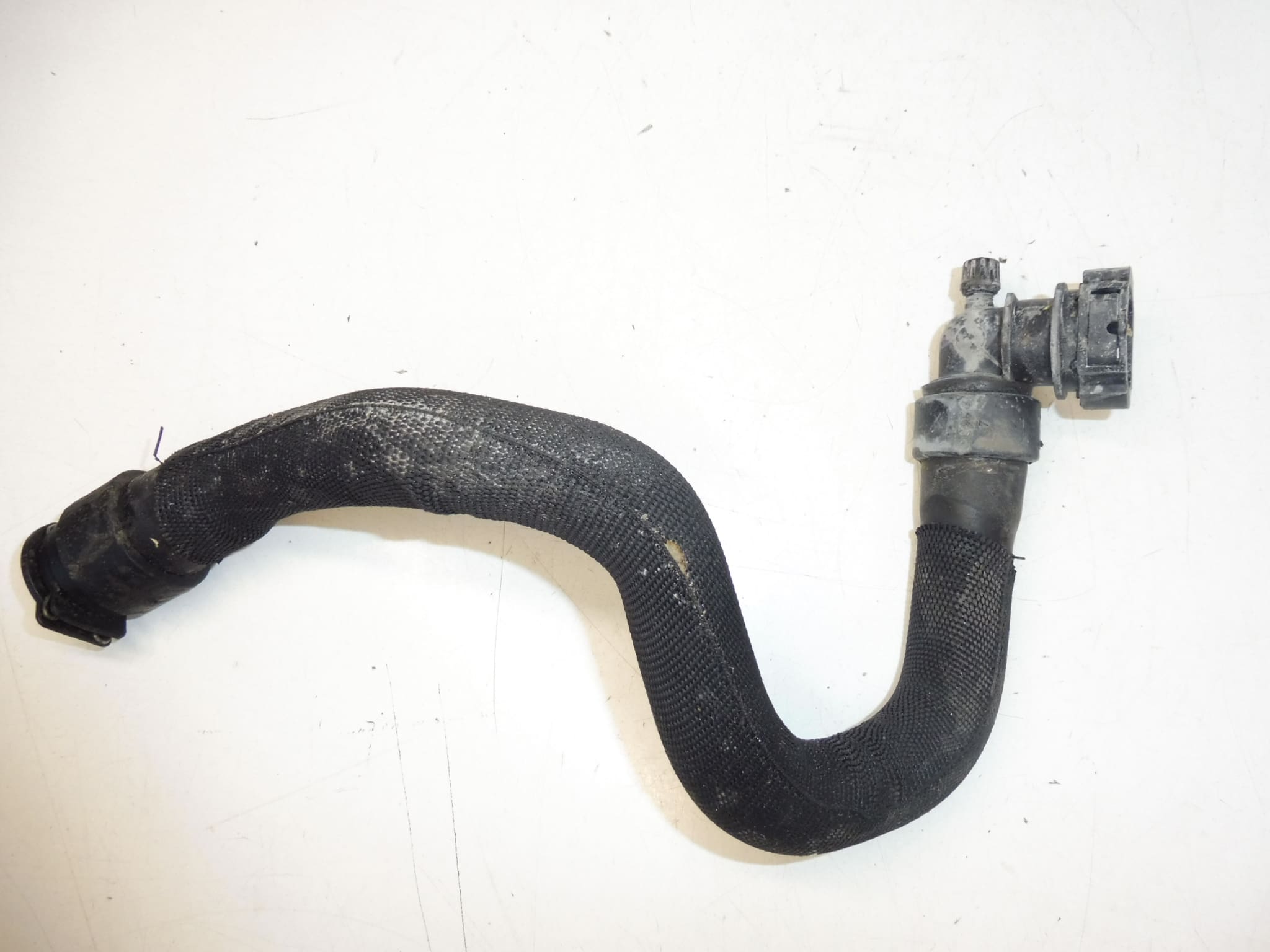 Durite d'eau Citroën Peugeot 2.0 HDI 6466VE – Image 2
