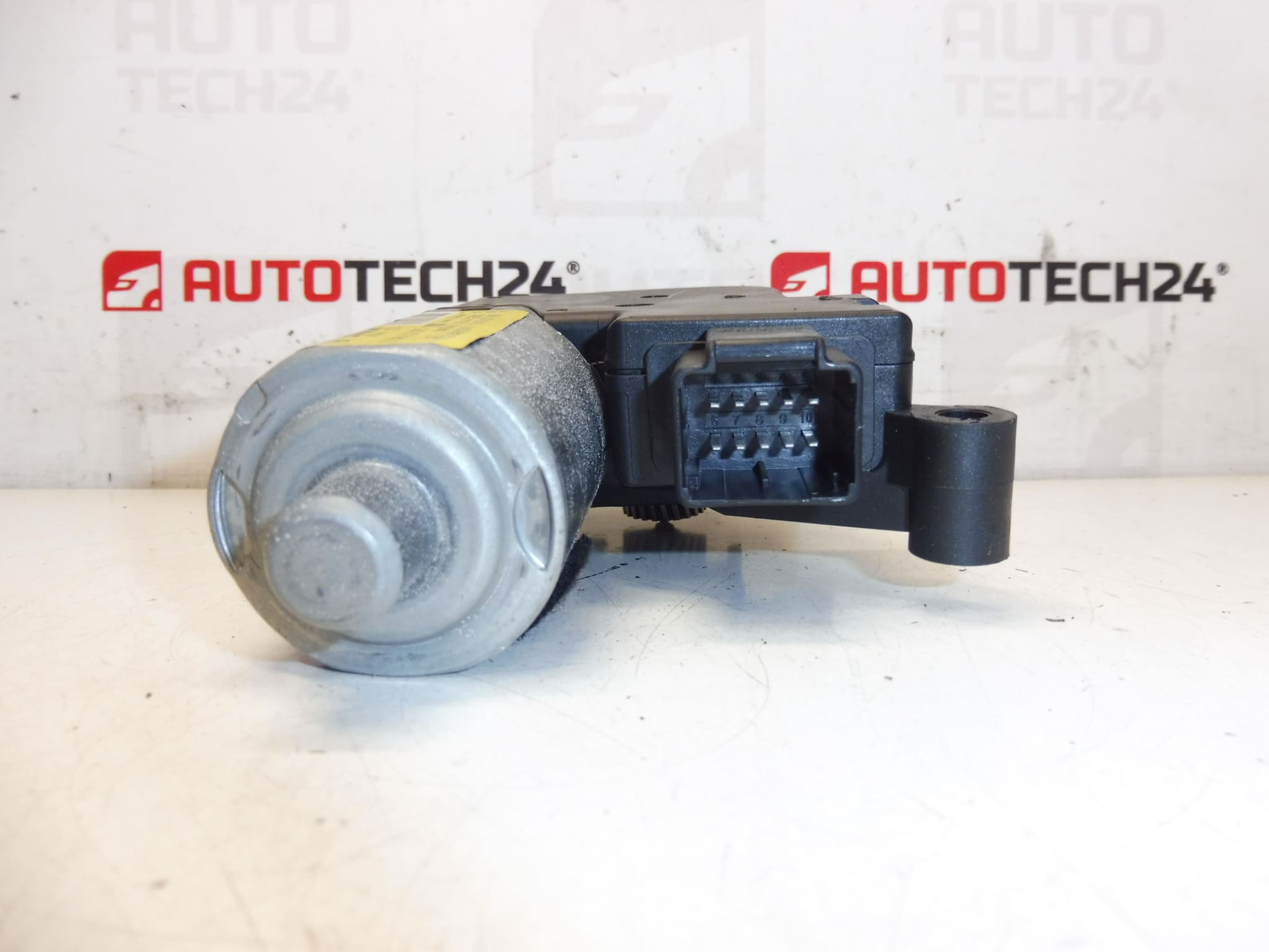 Moteur électrique Bosch Peugeot 307 T7 0390200075 8401RR – Image 2