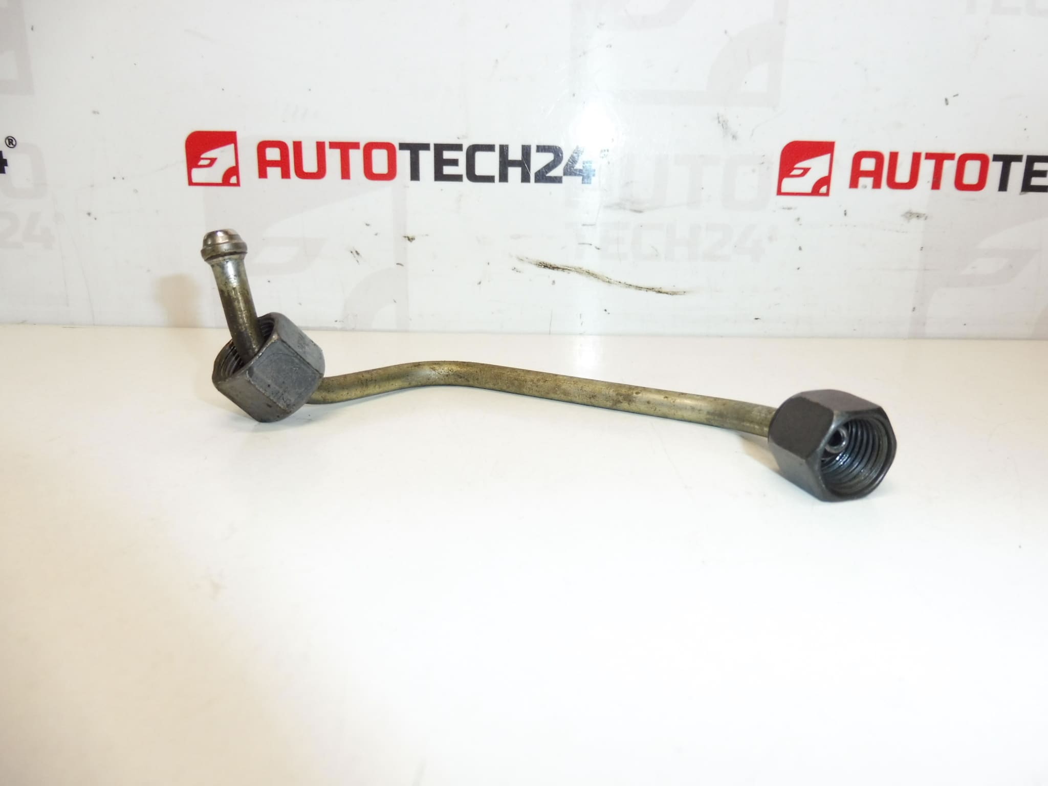 Tuyau Rail de sortie de pompe Citroën Peugeot 9804226780 1570Q3 – Image 2