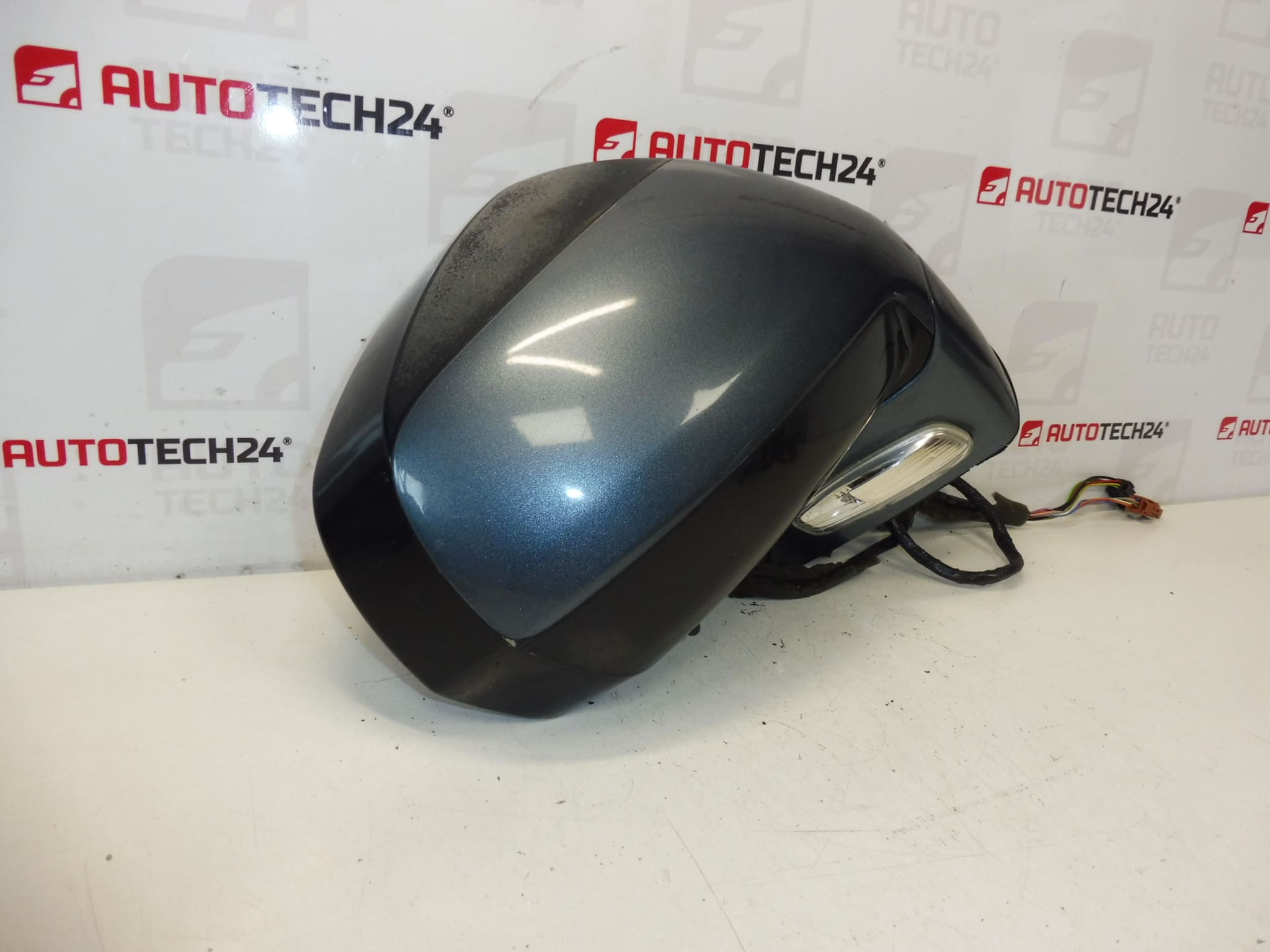 Rétroviseur droit EZWD Citroën C4 Picasso 96851525XY 8153VR