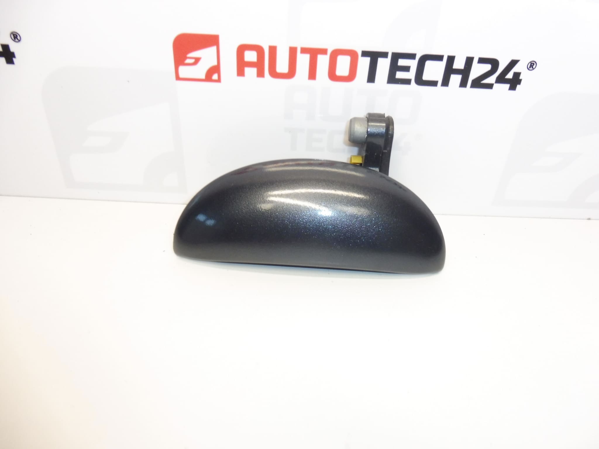 Poignée de porte avant gauche KTA Citroën C1 Peugeot 107 9101AK