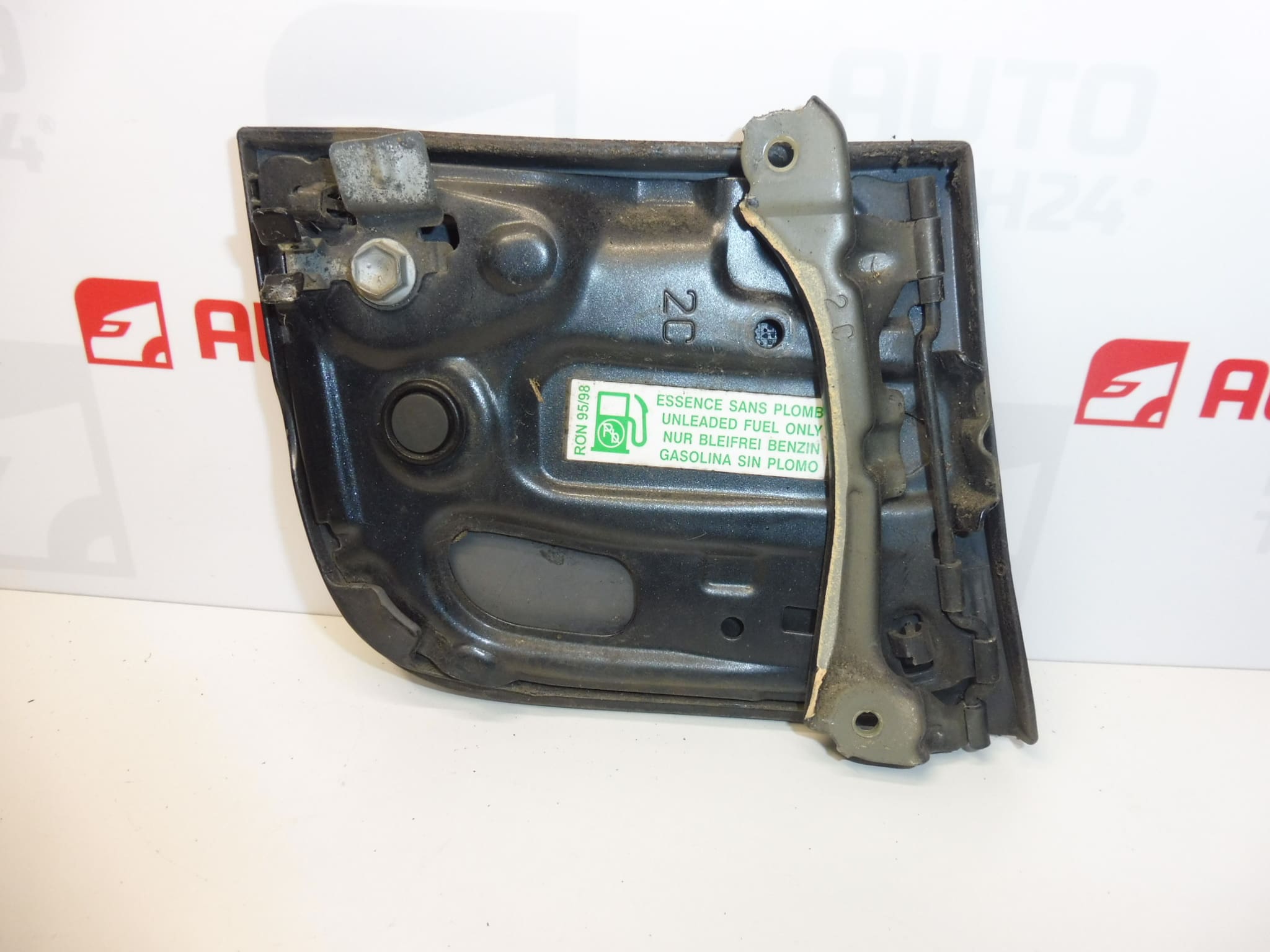 Couvercle du bouchon de réservoir KTA Peugeot 107 Citroën C1 KTB 1517C5 1517C9 – Image 2
