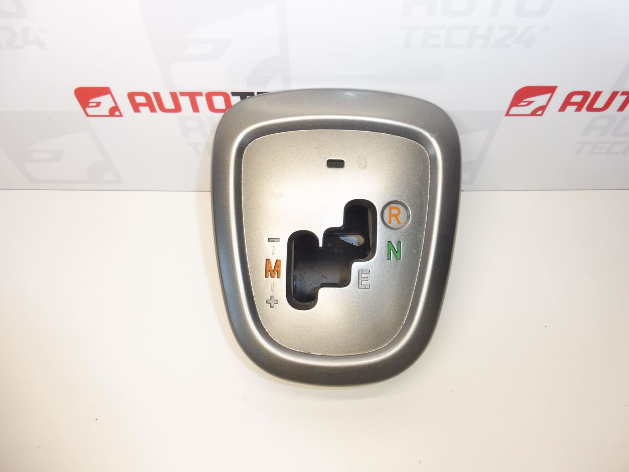 Indicateur de boîte automatique Citroën C1 Peugeot 107 246329 2461E6 240781